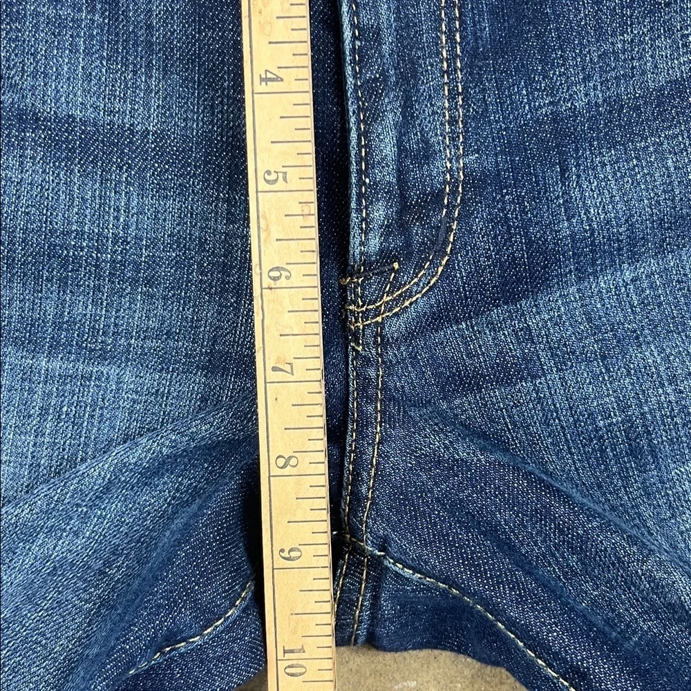 Express Dark Blue Eva Fit and Flare trouser Jeans
Size: 10s (See measurement) - Picture 6 of 9